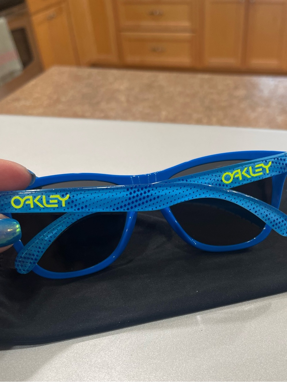 Oakley Frogskins  prizm Bright Blue lSunglasses with Neon Yellow Logo